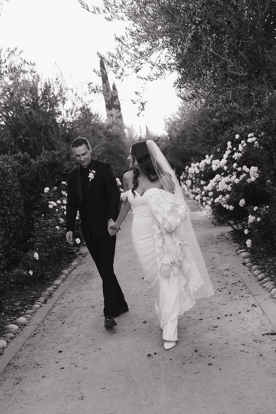 wedding photos at allegretto resort in paso robles california